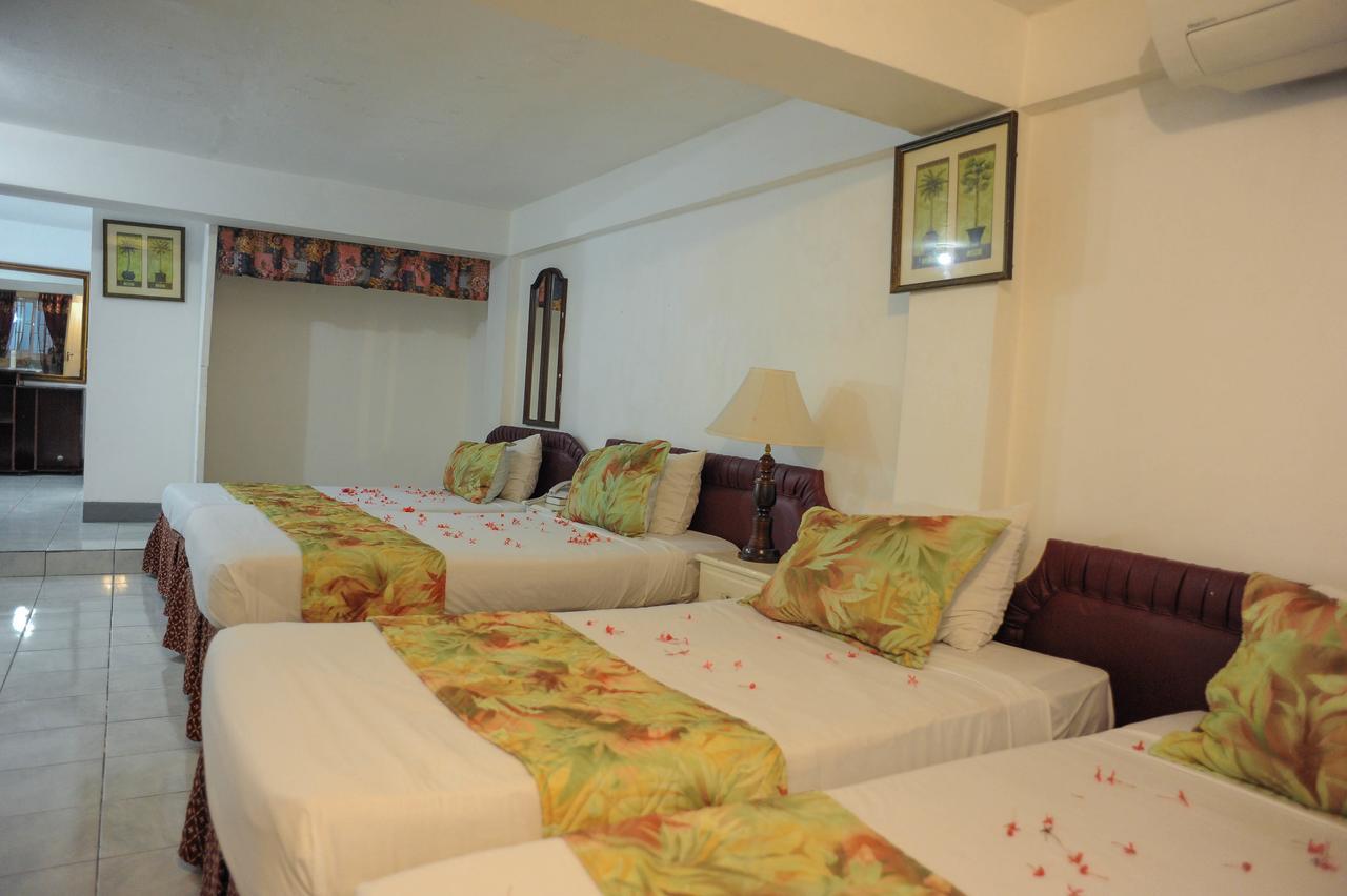 Hotel Glorianna Montego Bay Esterno foto